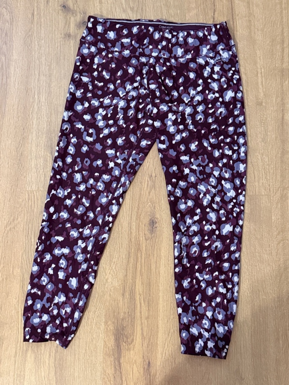 Calvin Klein Burgundy Leopard Cropped Ankle Pants with Light Blue & White Spots